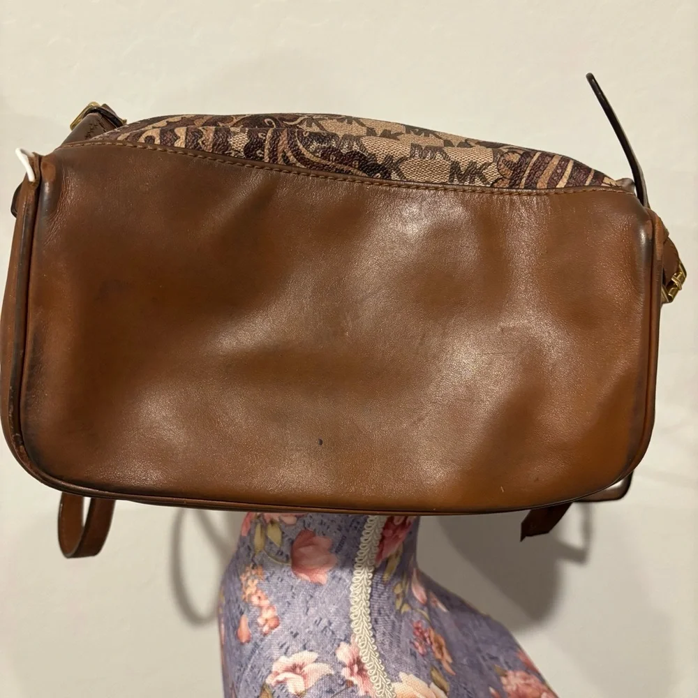 Michael Kors paisley printed canvas and leather backpack - Picture 10 of 14
